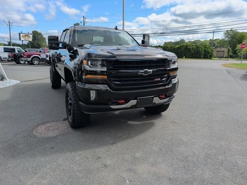 Used 2018 Chevrolet Silverado 1500 LT w/ All Star Edition AWD/4WD image 24