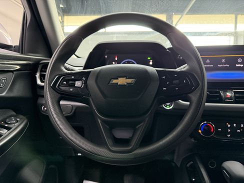 Used 2025 Chevrolet TrailBlazer LT image 13