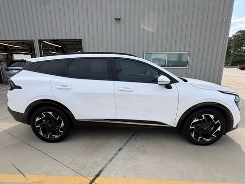 Used 2023 Kia Sportage SX FWD image 9