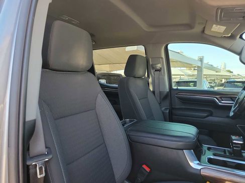 Used 2023 Chevrolet Silverado 1500 RST w/ Z71 Off-Road Package image 14