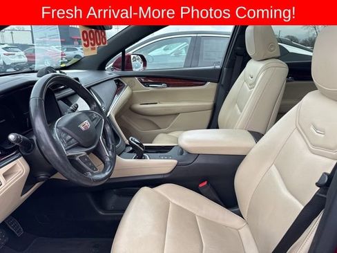 Used 2018 Cadillac XT5 Premium Luxury image 9