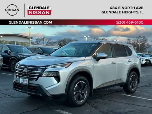 Used 2025 Nissan Rogue SV image 1