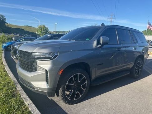Used 2023 Chevrolet Tahoe RST w/ Luxury Package AWD/4WD image 9