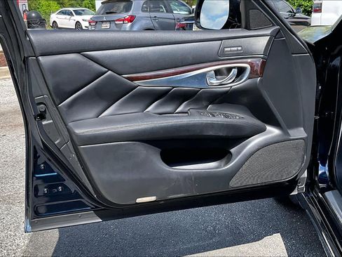 Used 2016 INFINITI Q70 L 3.7 AWD/4WD image 22
