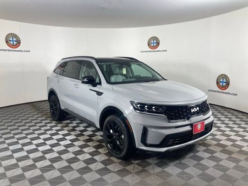 Certified 2023 Kia Sorento SX image 19