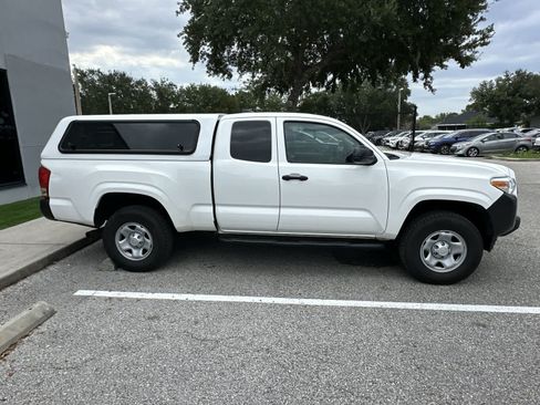 Used 2022 Toyota Tacoma SR RWD image 10
