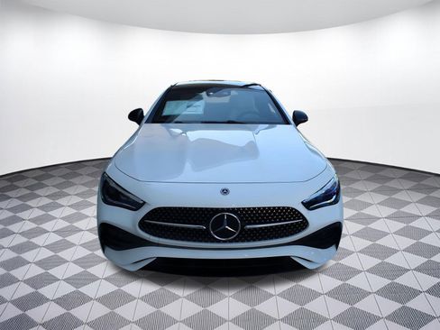 Used 2026 Mercedes-Benz CLE 300 4MATIC Coupe image 5