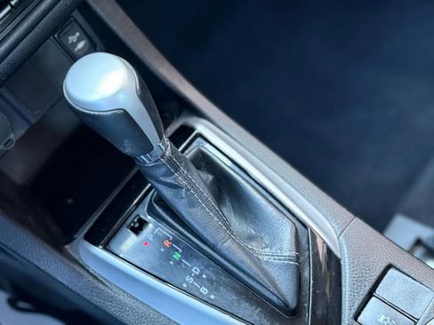 Used 2019 Toyota Corolla LE image 25