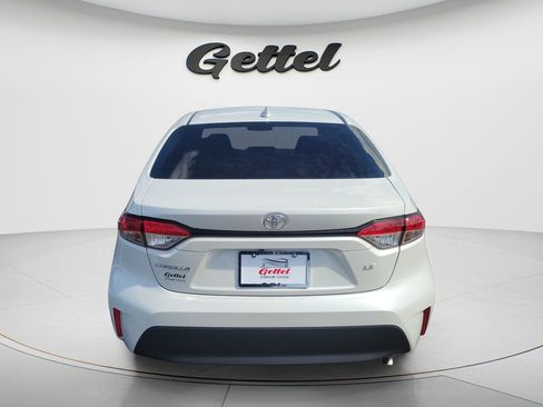 Used 2025 Toyota Corolla LE FWD image 6