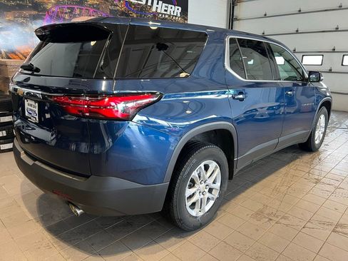 Used 2023 Chevrolet Traverse LS w/ Safety Package AWD/4WD image 13