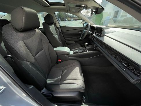 Certified 2024 Honda Accord EX image 33