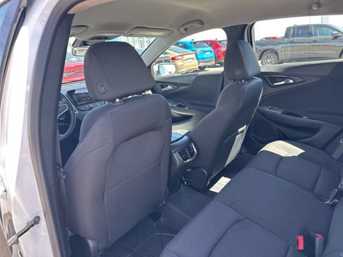 Used 2024 Chevrolet Malibu LT FWD image 18