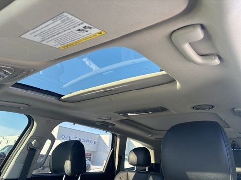 Used 2022 Kia Telluride SX image 9