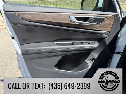Used 2024 Volkswagen Atlas SEL Premium R-Line AWD/4WD image 12