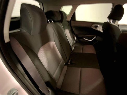 Certified 2025 Kia Soul LX w/ LX Technology Package FWD image 23