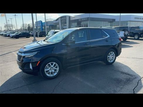 Certified 2024 Chevrolet Equinox LT w/ LPO, Floor Liner Package image 4