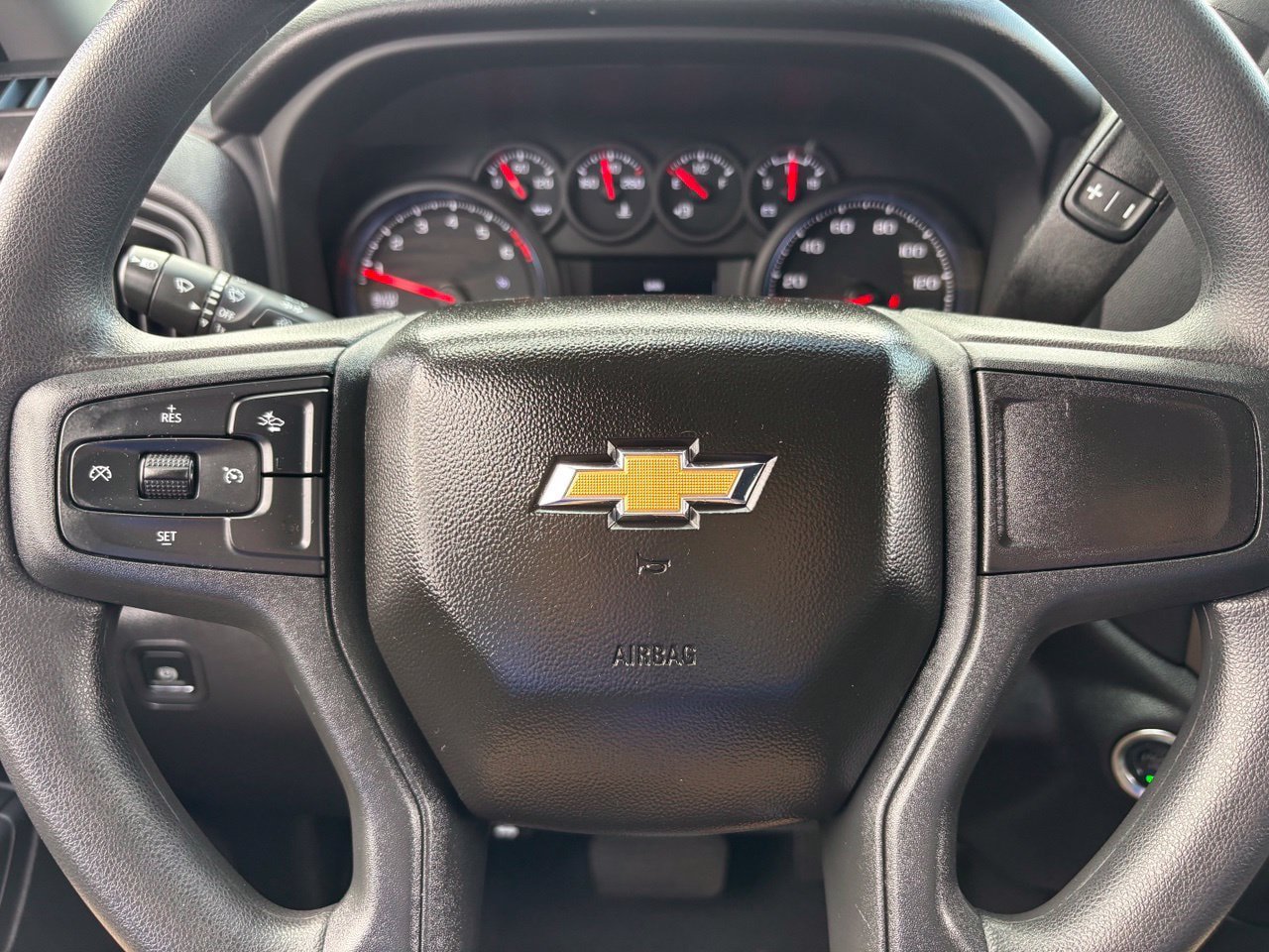 Used 2026 Chevrolet Silverado 1500 Custom RWD image 30