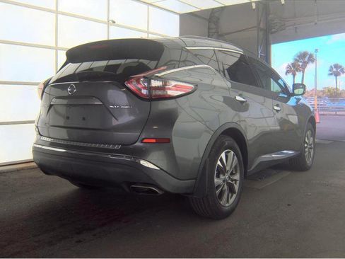 Used 2015 Nissan Murano SV w/ Premium Package image 4