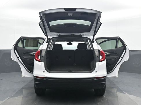 Used 2023 GMC Terrain SLE w/ Driver Convenience Package image 25