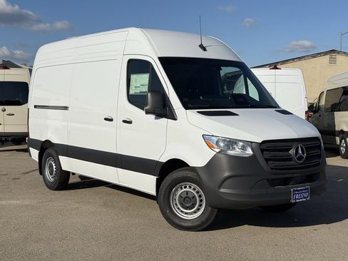 New 2026 Mercedes-Benz Sprinter 2500 image 1