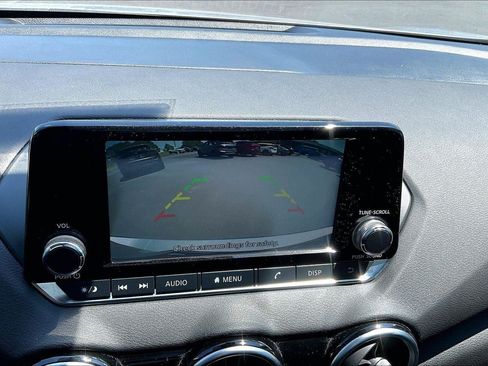 Certified 2023 Nissan Sentra S FWD image 22