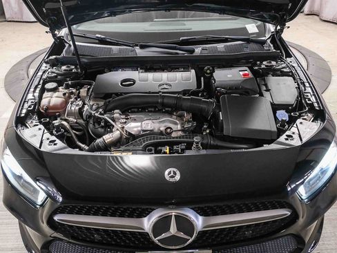 Used 2022 Mercedes-Benz A 220 image 32