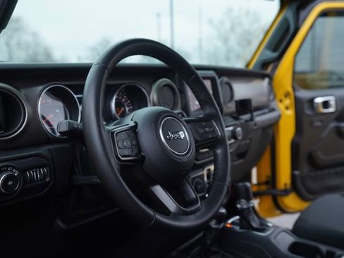 Used 2021 Jeep Wrangler Unlimited Sport S image 27