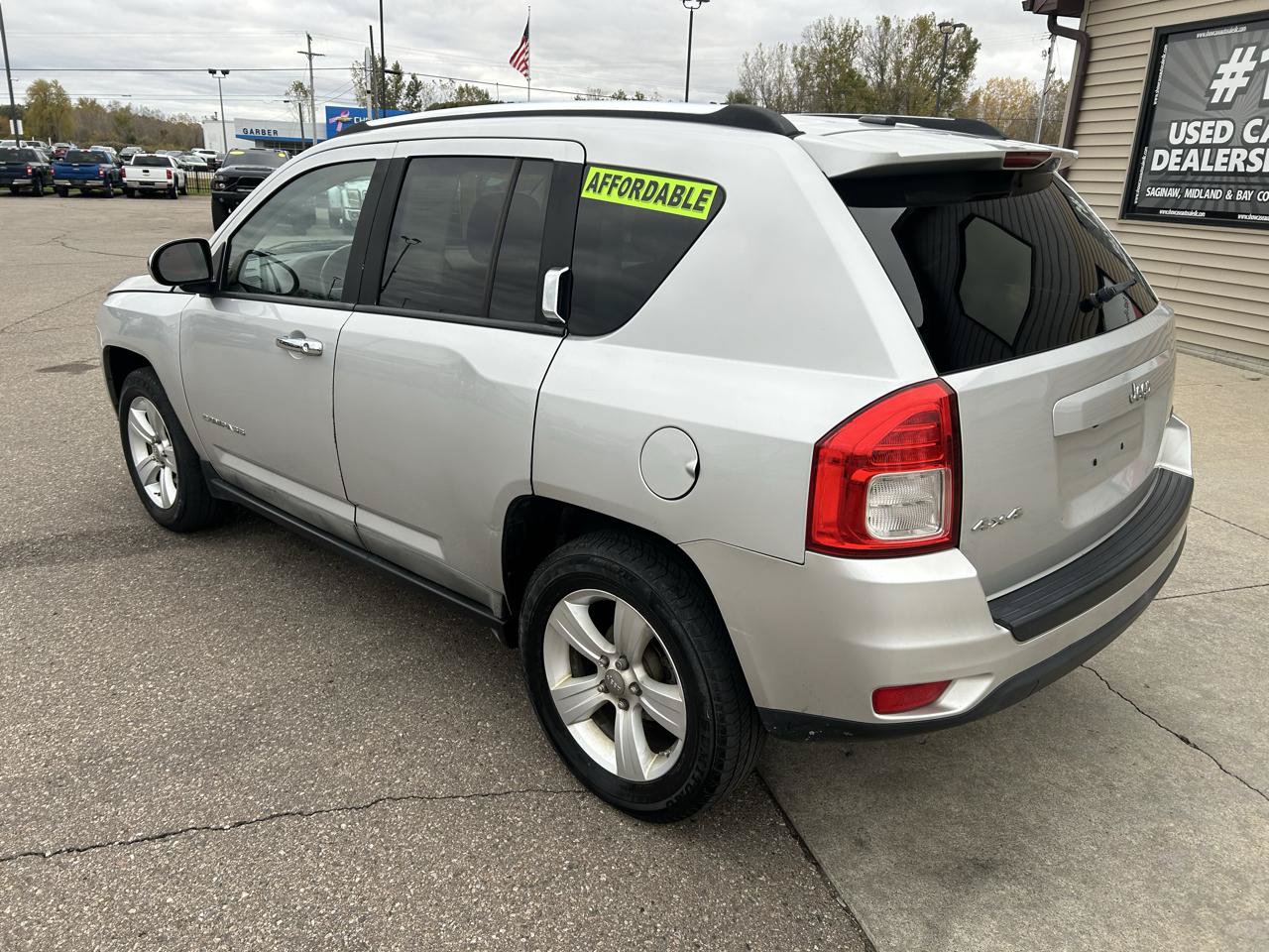 Used 2011 Jeep Compass Latitude AWD/4WD image 7
