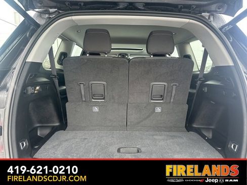 Used 2023 Jeep Grand Cherokee L Laredo w/ Luxury Tech Group I image 13