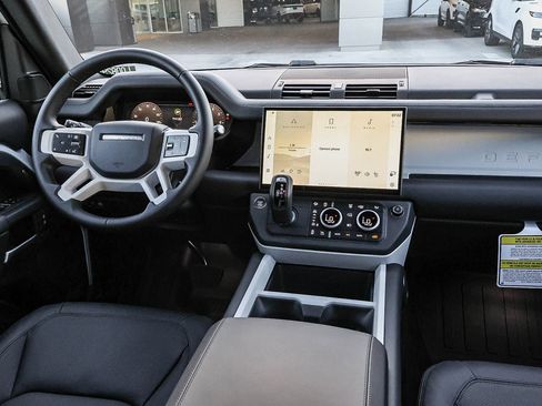 New 2026 Land Rover Defender 130 X-Dynamic SE AWD/4WD image 21