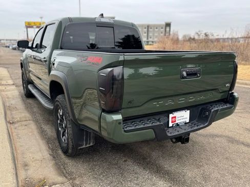 Certified 2022 Toyota Tacoma TRD Off-Road w/ TRD Premium Off Road Package image 43