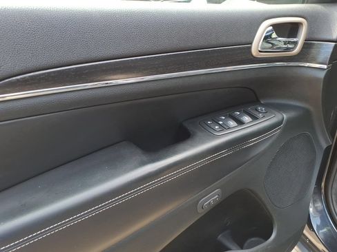 Used 2014 Jeep Grand Cherokee Limited AWD/4WD image 5