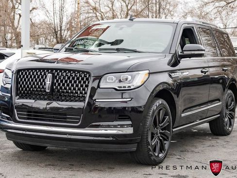 Used 2023 Lincoln Navigator Reserve image 18