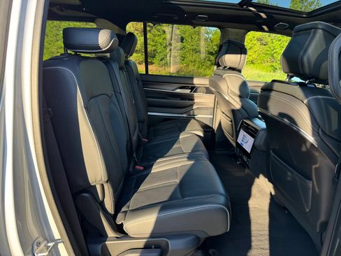 Used 2024 Jeep Grand Wagoneer L Series II w/ Quick Order Packagew 28T AWD/4WD image 16