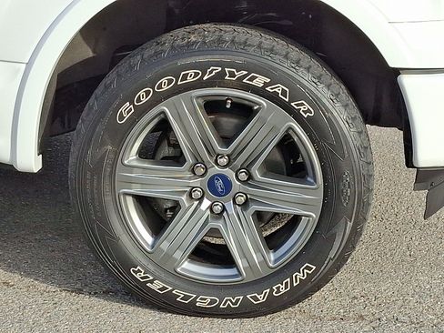 Certified 2019 Ford F150 XLT w/ Equipment Group 302A Luxury image 8