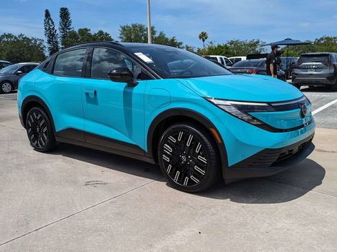 New 2026 Nissan Leaf Platinum+ FWD image 2