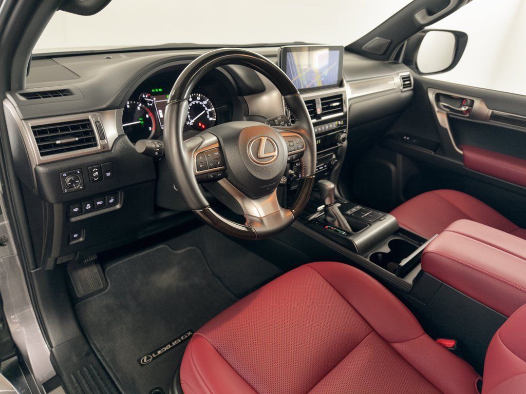 Used 2023 Lexus GX 460 Premium w/ Premium Plus Package AWD/4WD image 4