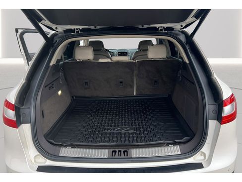 Used 2016 Lincoln MKX Reserve w/ Luxury Package image 16