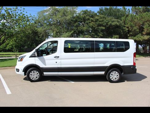 Used 2024 Ford Transit 350 XLT RWD image 2