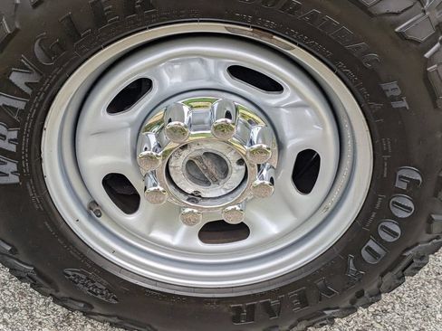 Used 2020 Ford F250 XL w/ Power Equipment Group AWD/4WD image 18