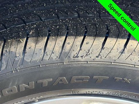 Used 2023 Jeep Compass Latitude image 31