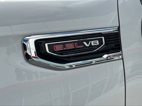 Used 2023 GMC Sierra 1500 Denali w/ Denali Reserve Package AWD/4WD image 13