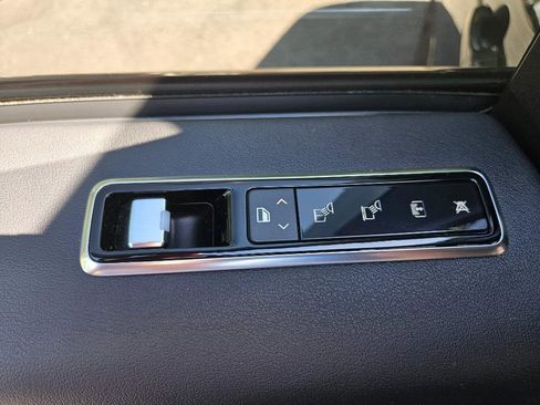 Used 2018 Land Rover Range Rover Supercharged image 54