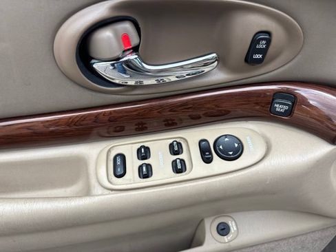 Used 2004 Buick Le Sabre Custom FWD image 19