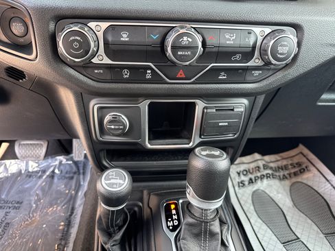 Certified 2024 Jeep Wrangler Sport image 26