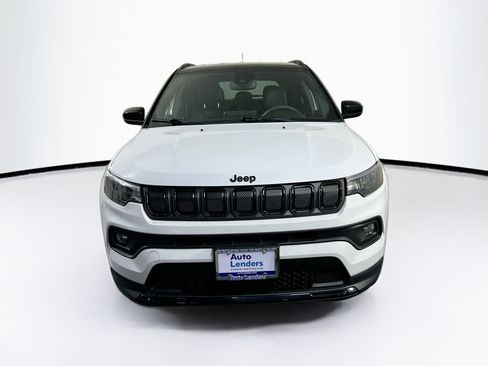 Used 2022 Jeep Compass Latitude AWD/4WD image 2