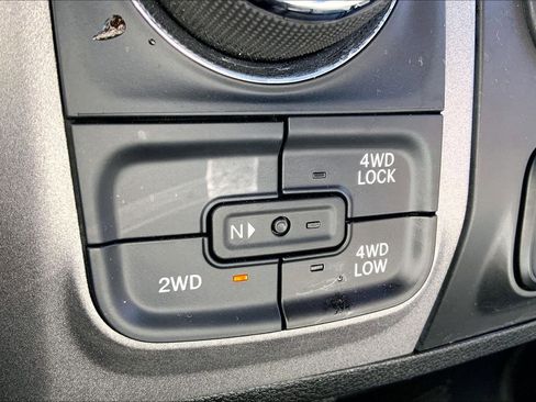 Certified 2024 RAM 1500 Tradesman w/ Tradesman SXT Package AWD/4WD image 34