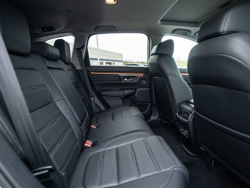 Used 2020 Honda CR-V Touring image 40