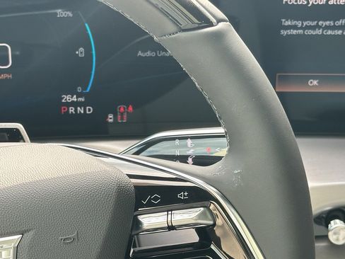 New 2026 Cadillac Vistiq Luxury image 13