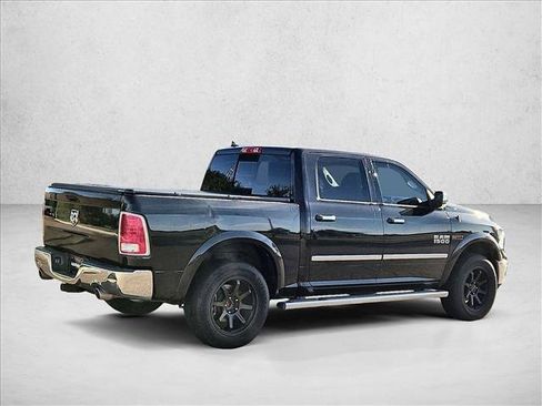 Used 2018 RAM 1500 Laramie w/ Convenience Group AWD/4WD image 5